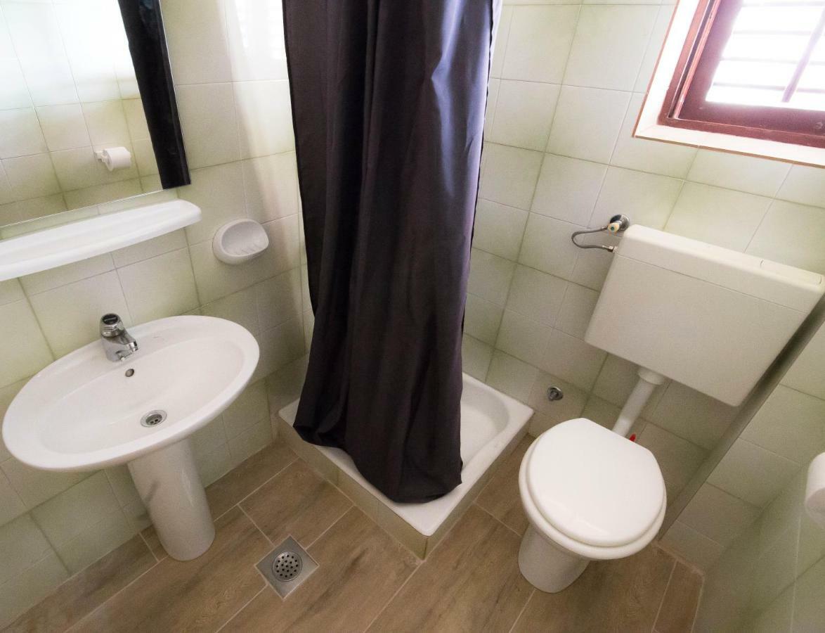 Marivo Guest House مولونات المظهر الخارجي الصورة